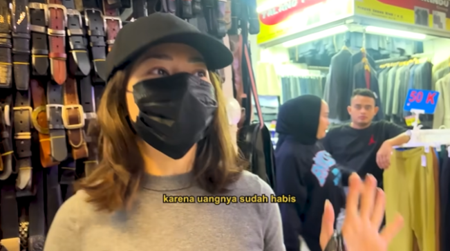 Nikita Willy ke Pasar Senen (Youtube)